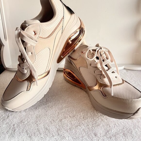 SKECHERS Womens Sz 11 Street Los Angeles UNO PRIMA Shinyair Athletic Shoes Beige - Picture 10 of 16